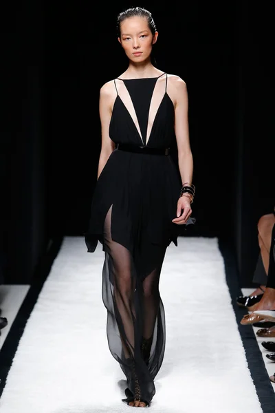 Look 17